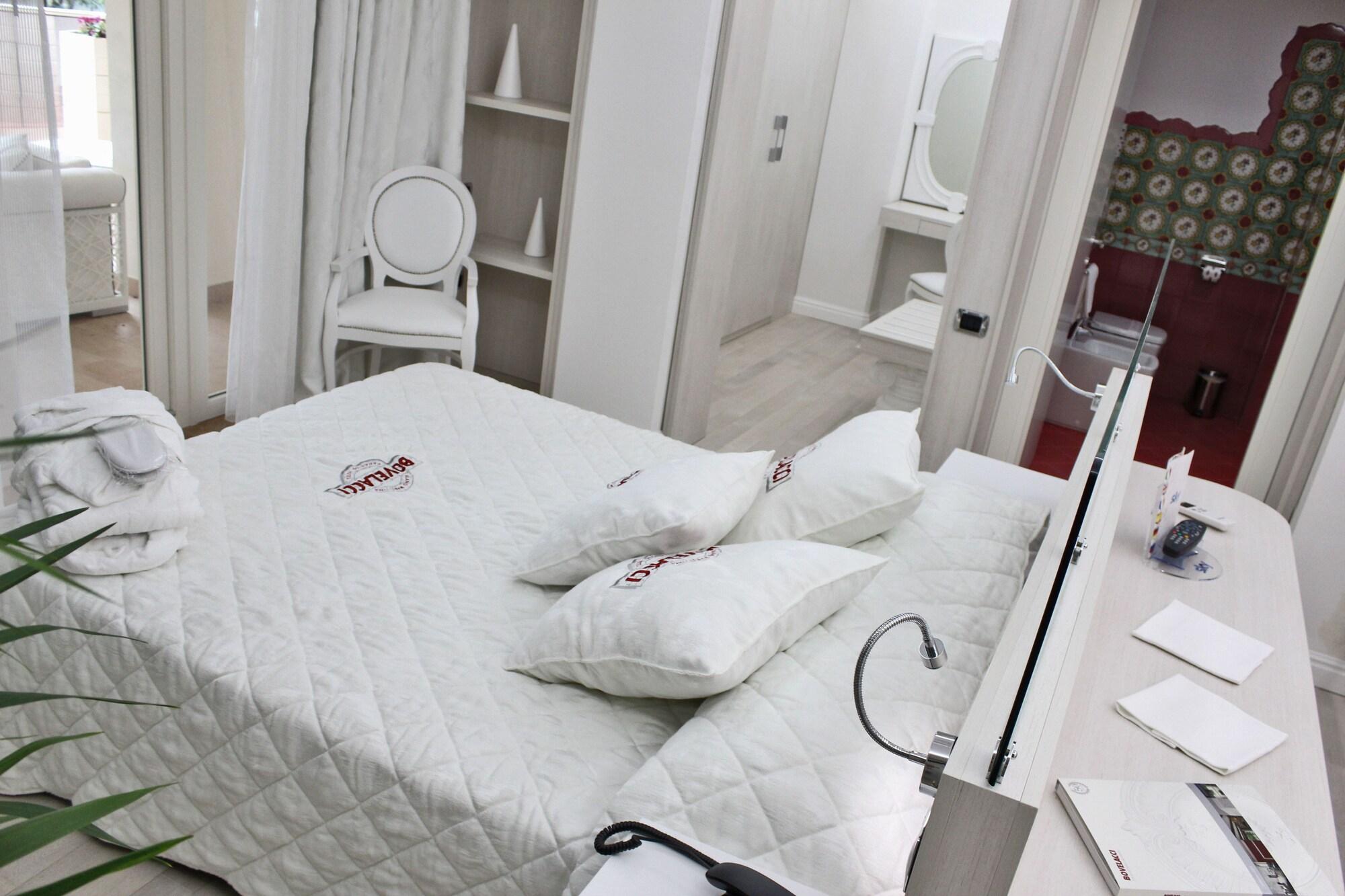 Boutique Hotel Paradiso Bovelacci Milano Marittima Kültér fotó