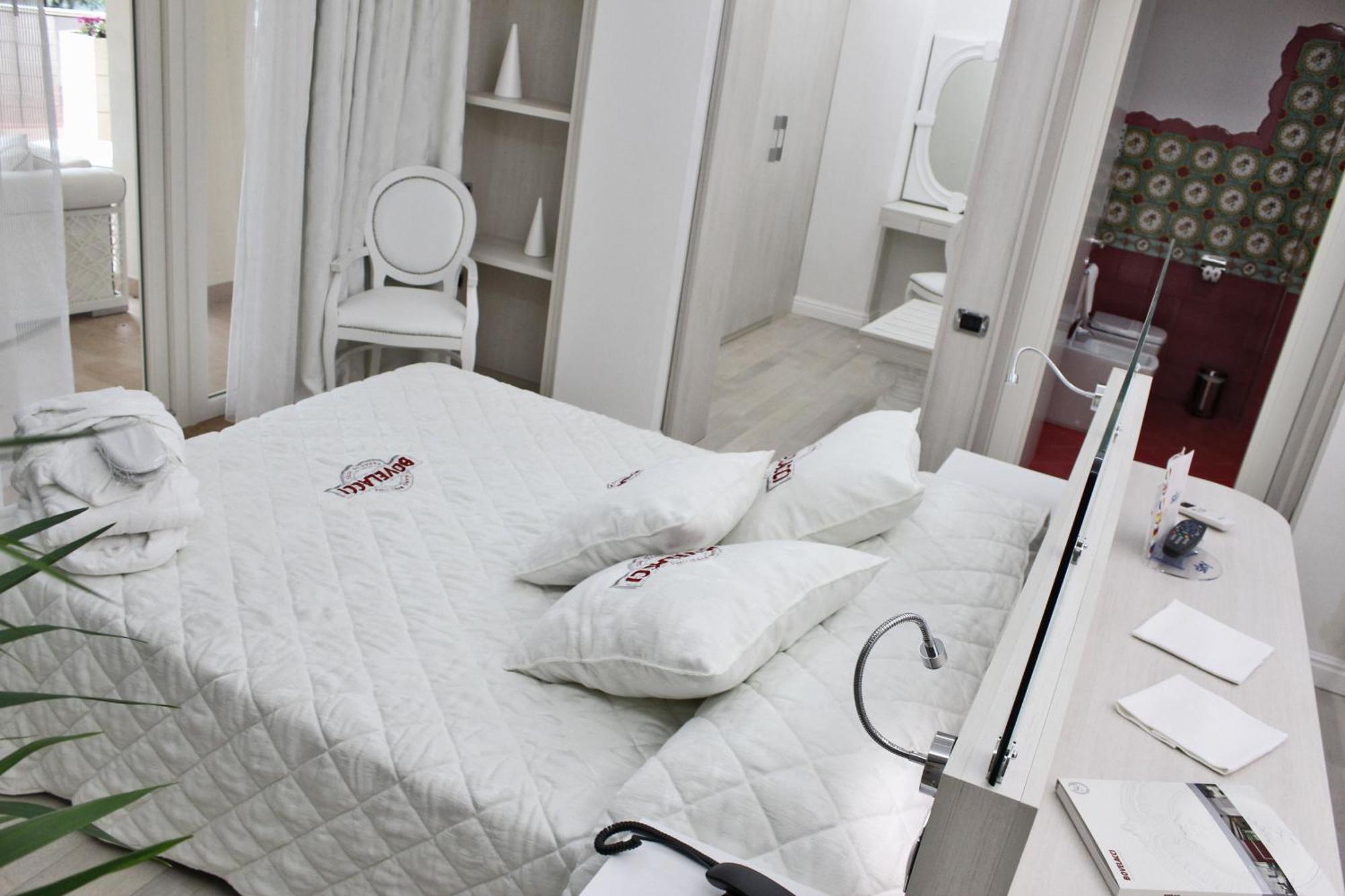 Boutique Hotel Paradiso Bovelacci Milano Marittima Kültér fotó